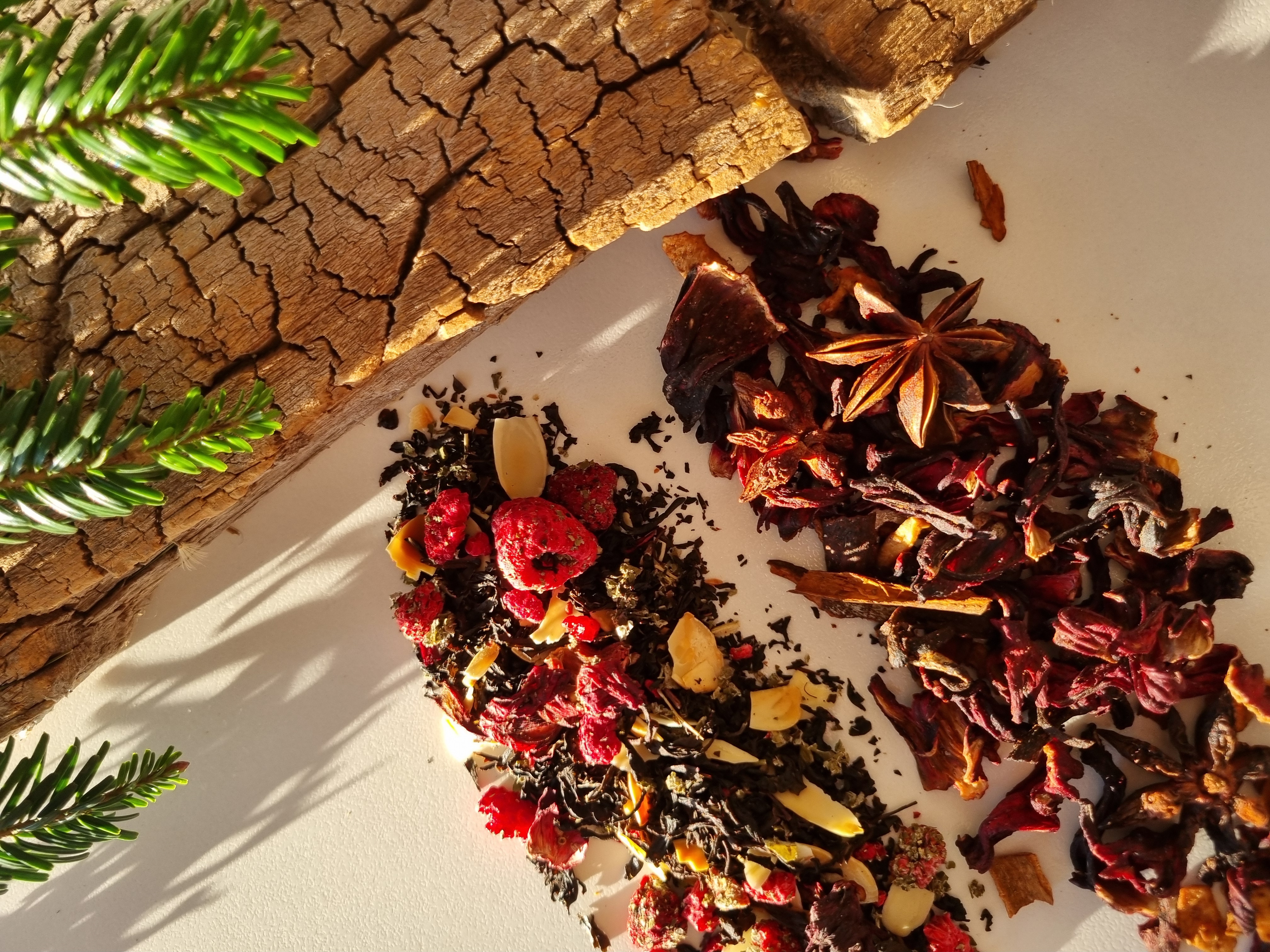 Świąteczna Herbata w Salvador Maison – Magia Smaku na Zimowe Wieczory